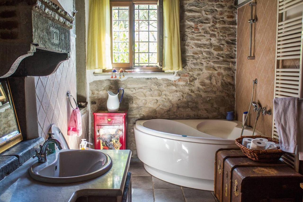 Tuscan Hills Near Florence - Stone House ヴィッキオ エクステリア 写真